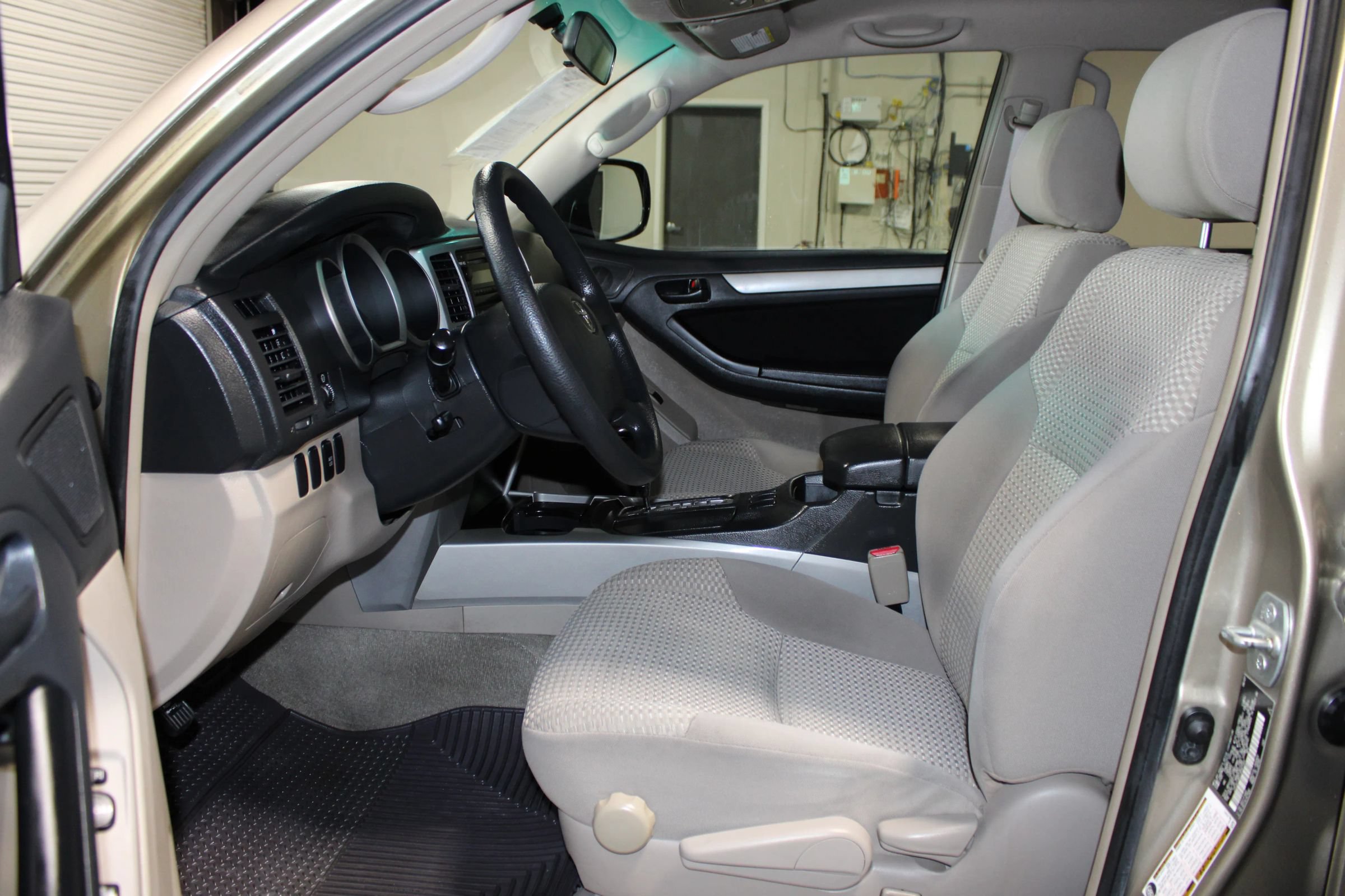 Used 2007 Toyota 4Runner Sport RWD image 8