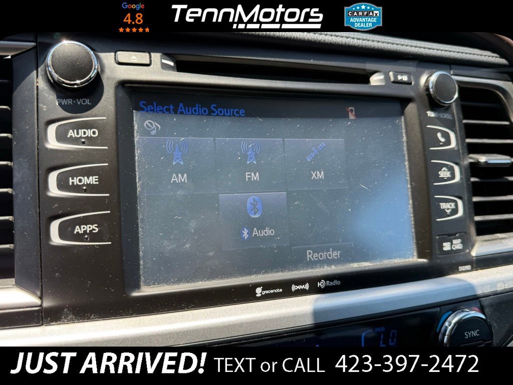 Used 2019 Toyota Highlander XLE AWD/4WD image 19