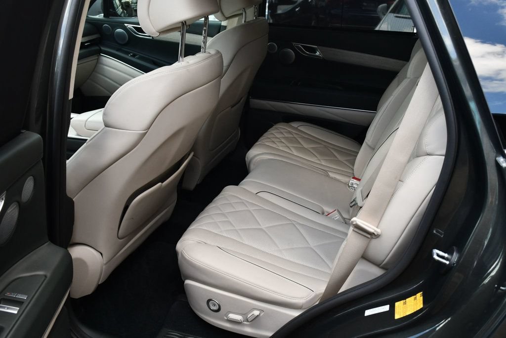 Used 2025 Genesis GV80 3.5T Prestige AWD/4WD image 16