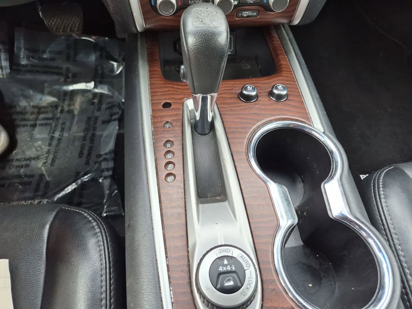Used 2019 Nissan Pathfinder Platinum AWD/4WD image 33