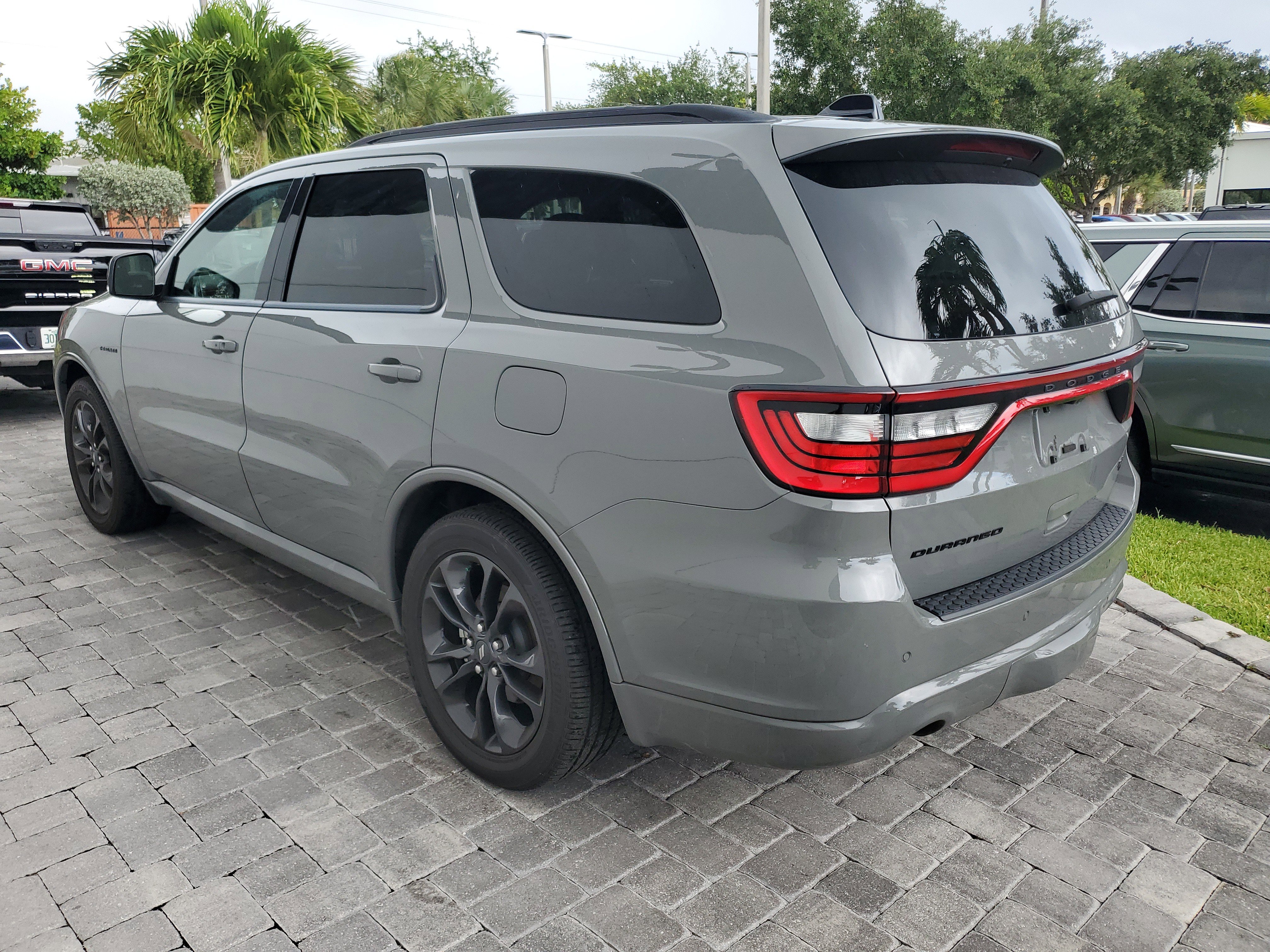Used 2024 Dodge Durango R/T RWD image 4