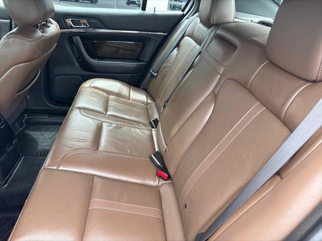 Used 2014 Lincoln MKS AWD w/ Equipment Group 201A image 25