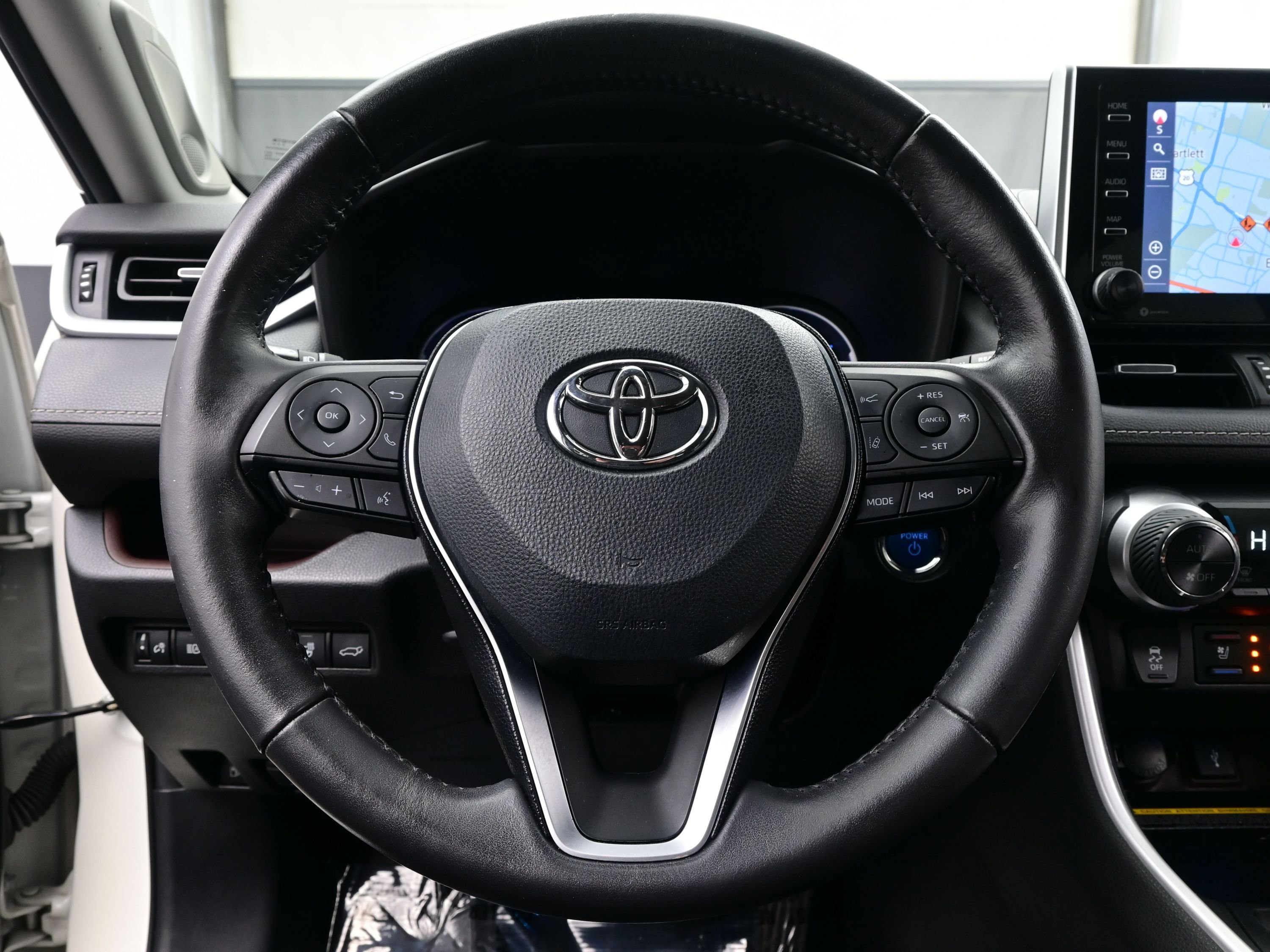 Used 2021 Toyota RAV4 Limited image 24