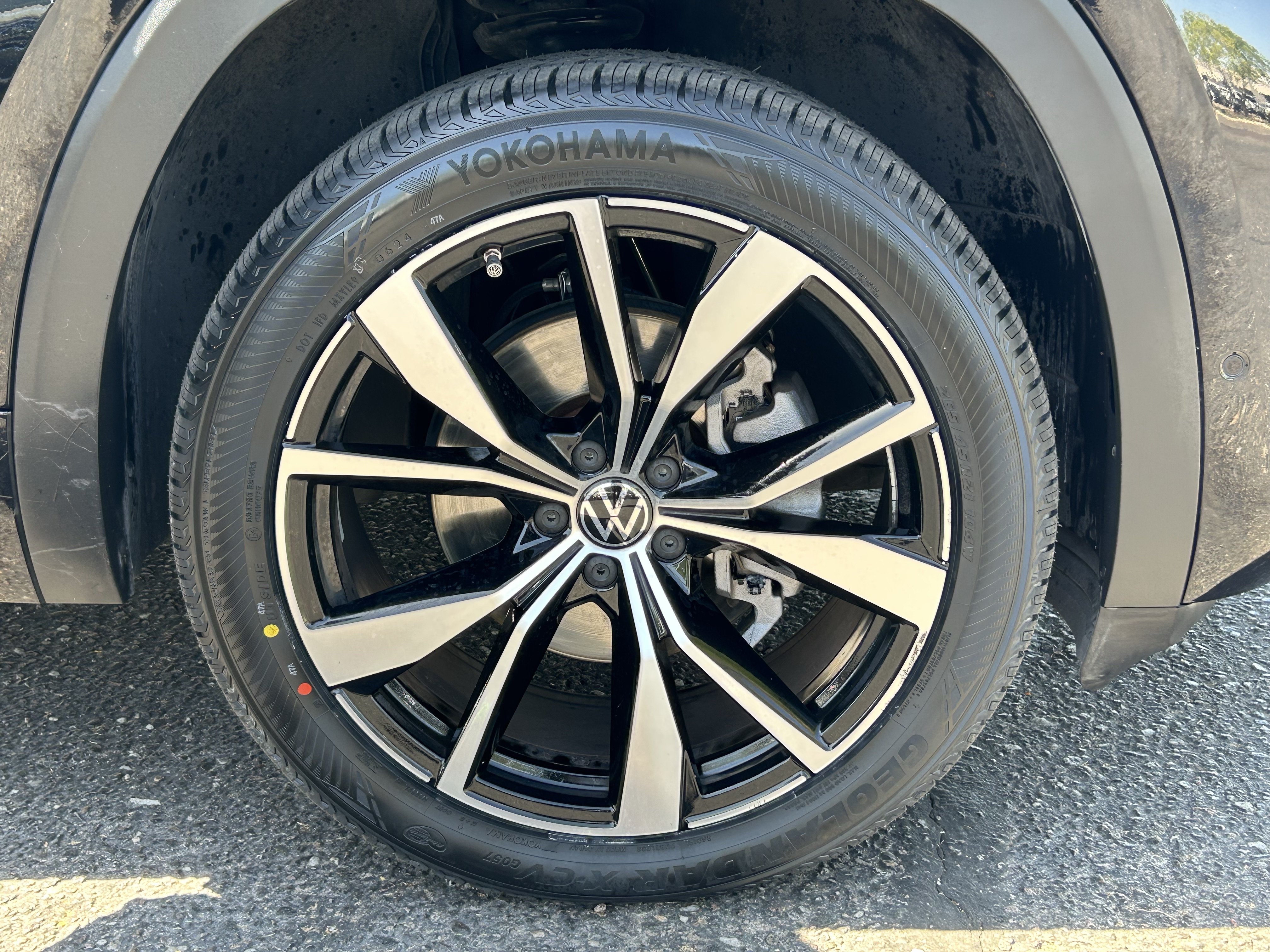 Used 2024 Volkswagen Atlas SEL Premium R-Line AWD/4WD image 7