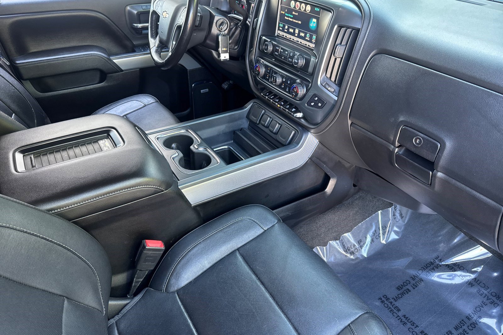 Used 2016 Chevrolet Silverado 2500 LTZ w/ Duramax Plus Package AWD/4WD image 32