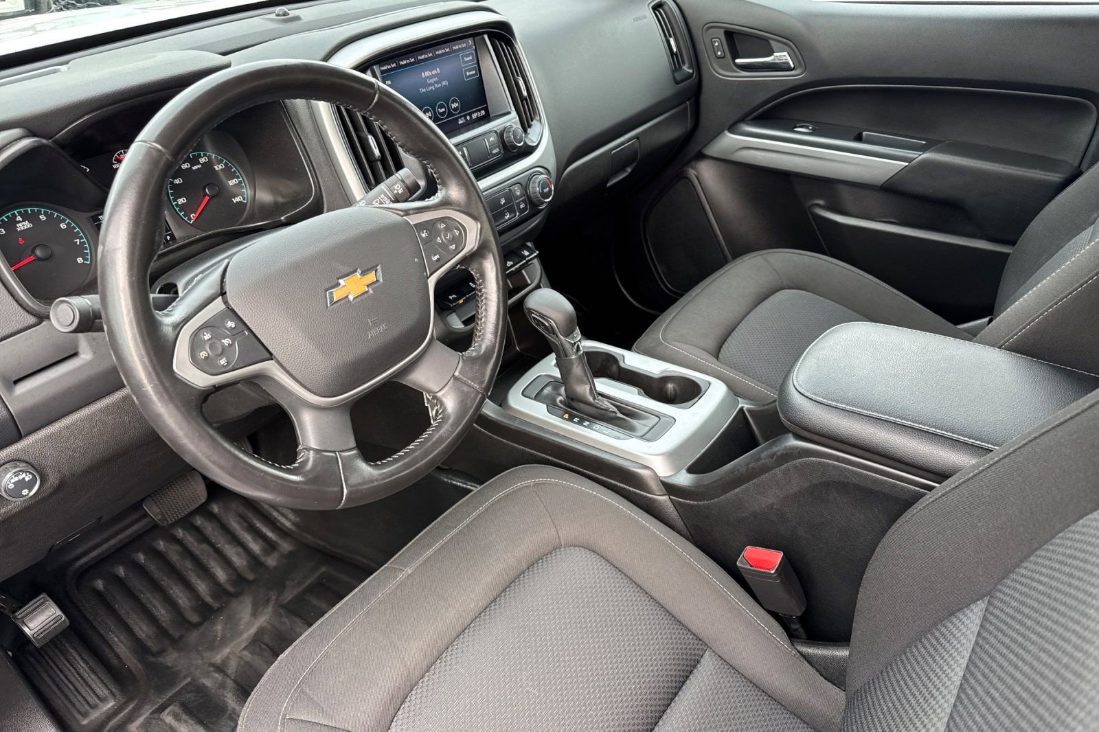 Used 2022 Chevrolet Colorado LT w/ Fleet Safety Package image 13