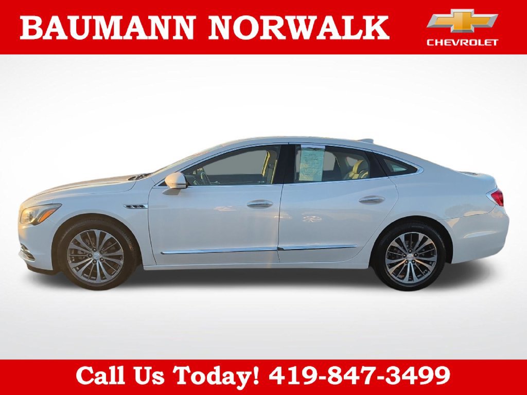 Used 2019 Buick LaCrosse Essence w/ Sun and Shade Package AWD/4WD image 2