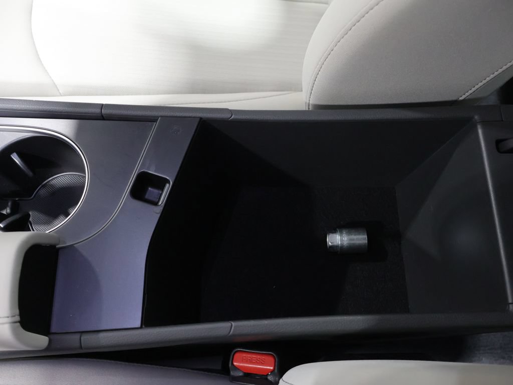 Used 2025 Hyundai Sonata SEL FWD image 29