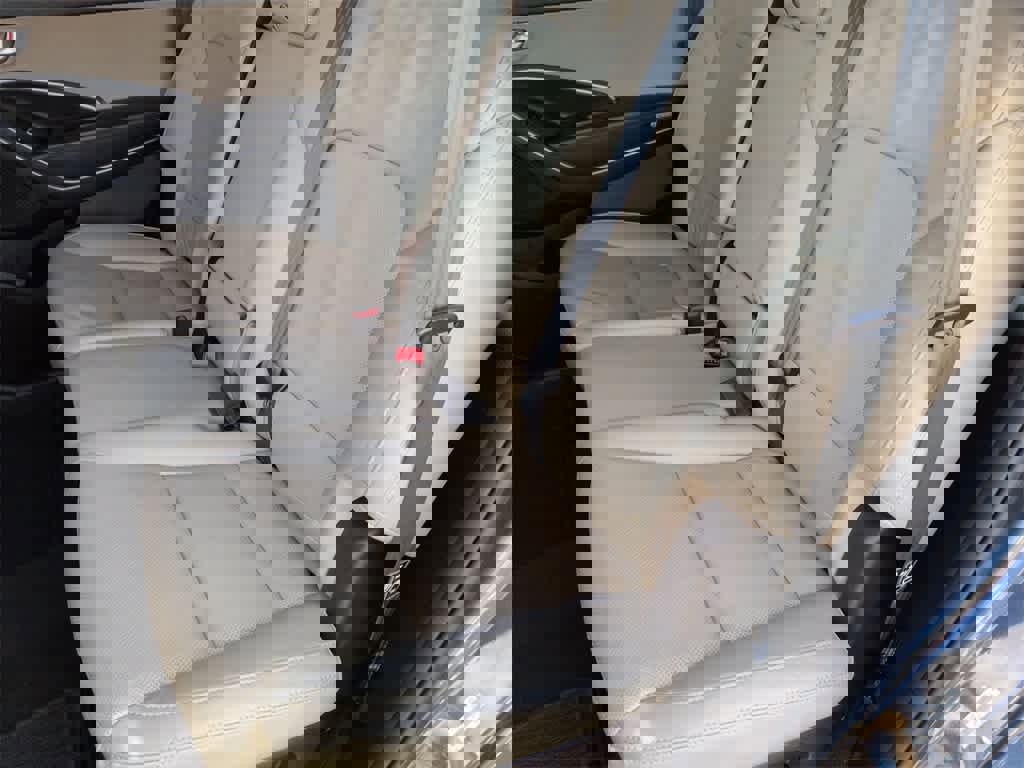 Used 2015 Hyundai Santa Fe GLS w/ Option Group 02 image 20