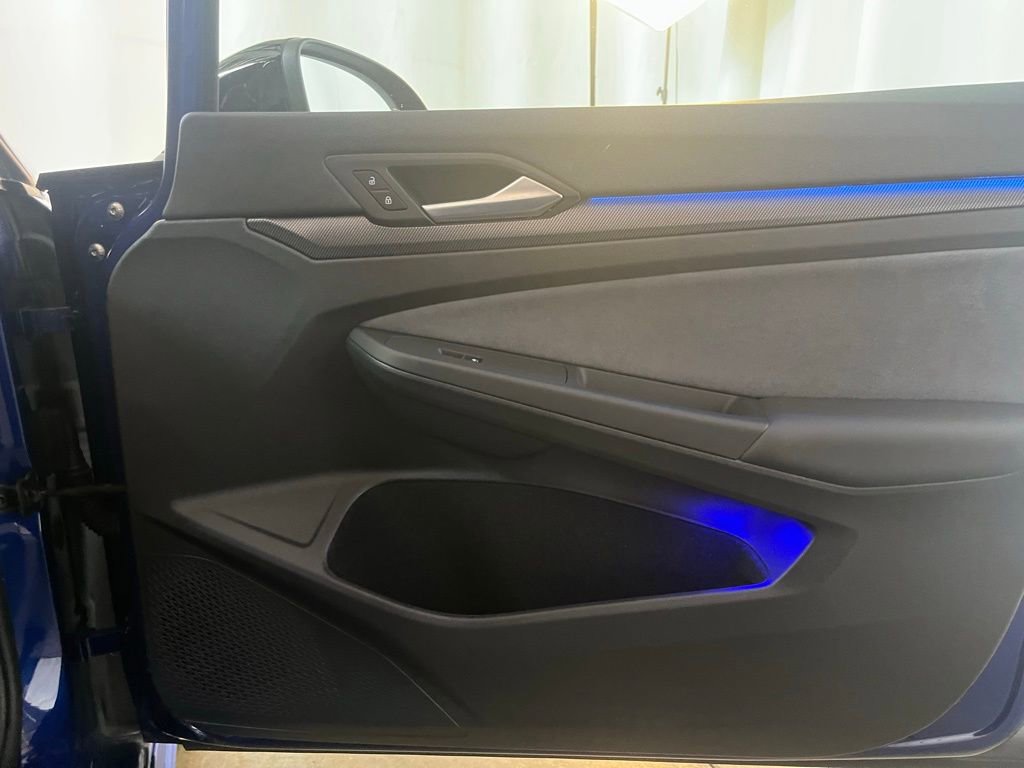 Certified 2025 Volkswagen Golf w/ Euro Stye Package image 12