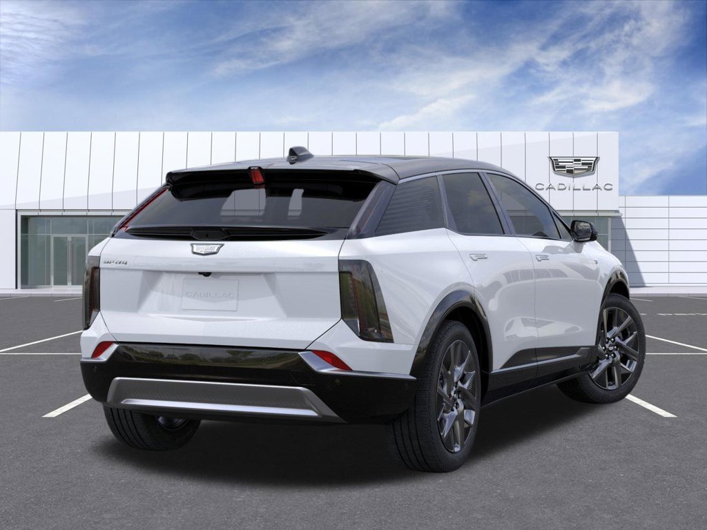 New 2027 Cadillac Optiq Luxury w/ LPO, Floor Liner Package AWD/4WD image 4