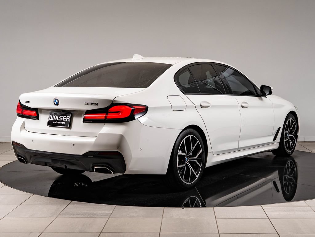 Used 2023 BMW 530i xDrive w/ M Sport Package AWD/4WD image 10
