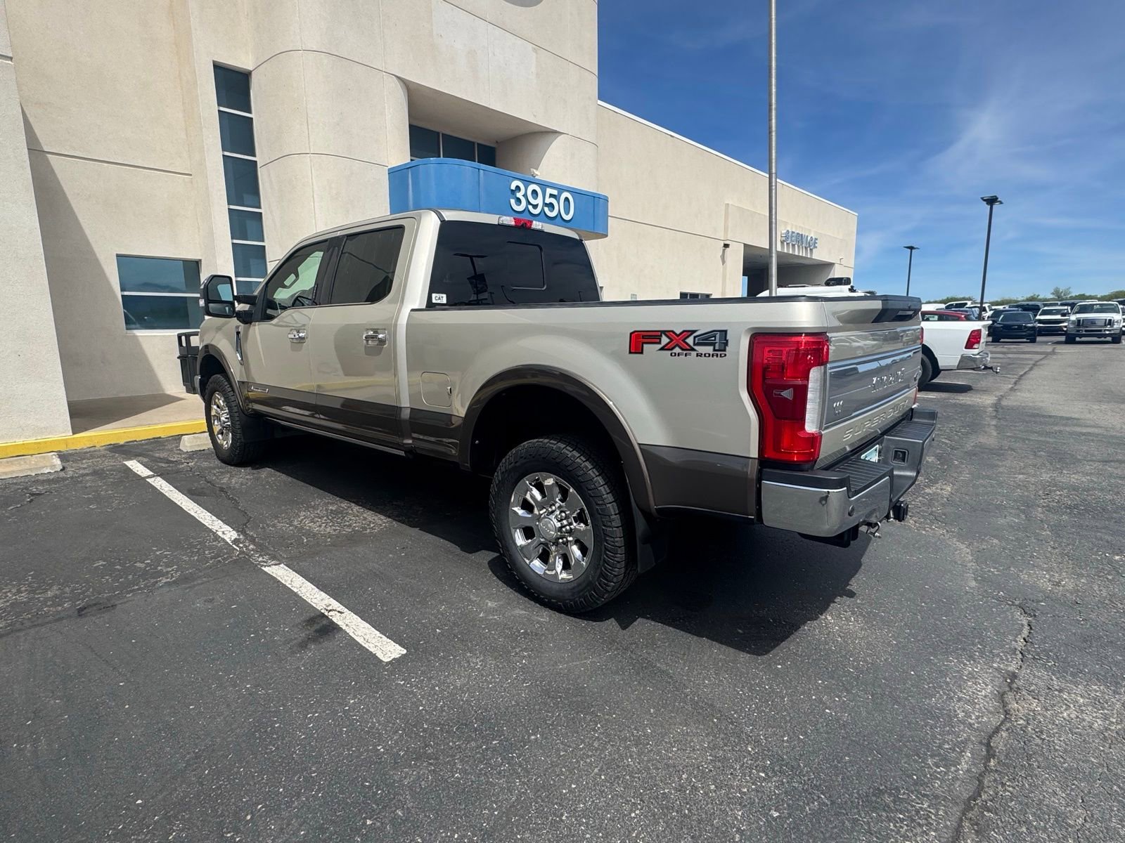Used 2017 Ford F250 King Ranch w/ King Ranch Ultimate Package image 3
