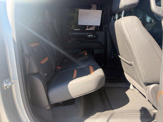 Used 2026 GMC Sierra 1500 AT4 w/ AT4 Premium Package AWD/4WD image 10