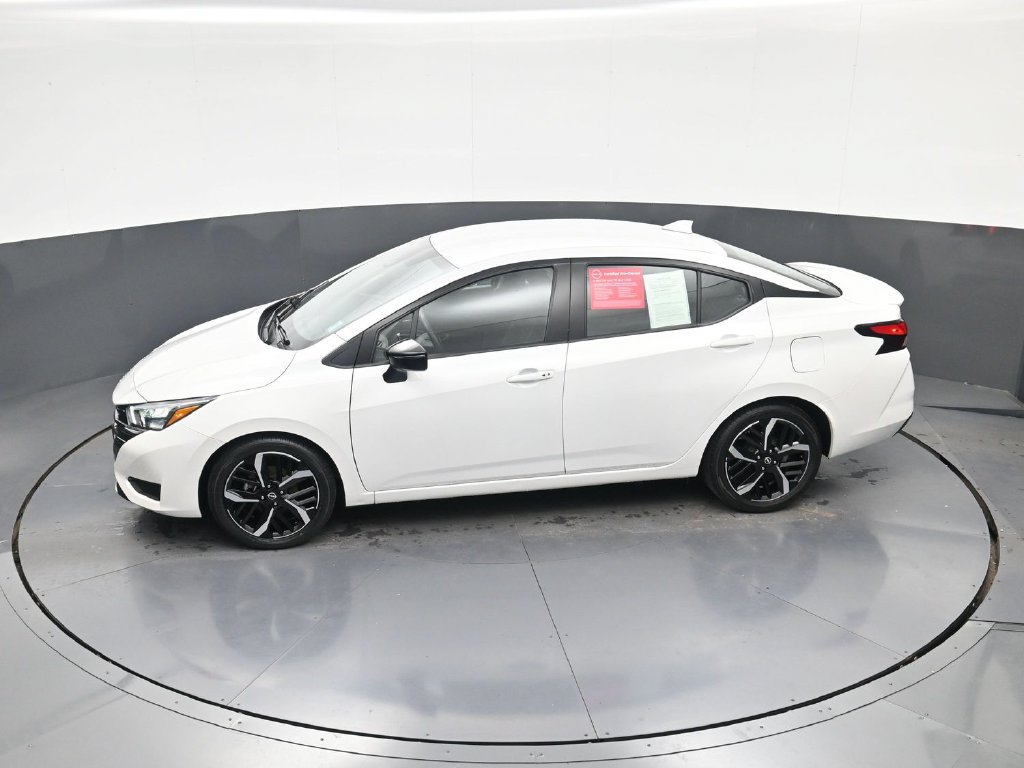 Certified 2024 Nissan Versa SR FWD image 31