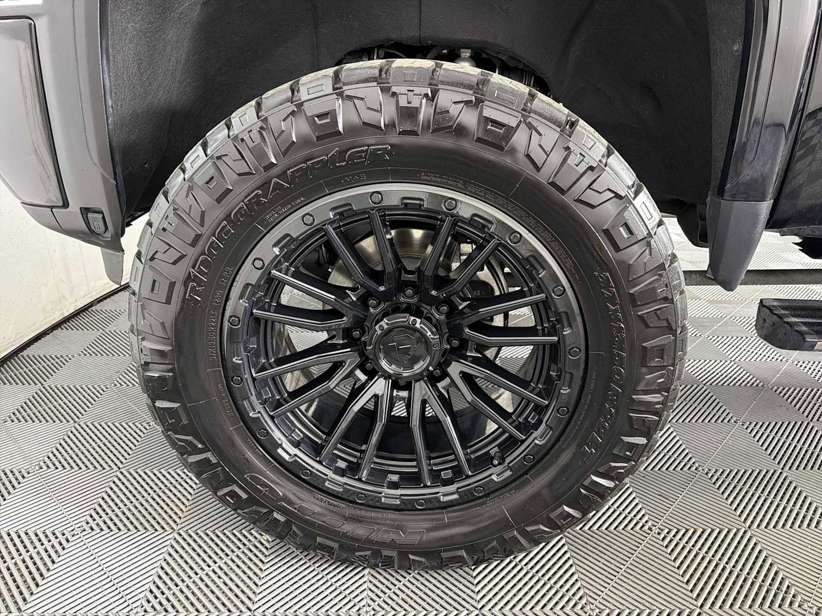 Certified 2024 GMC Sierra 2500 Denali image 11