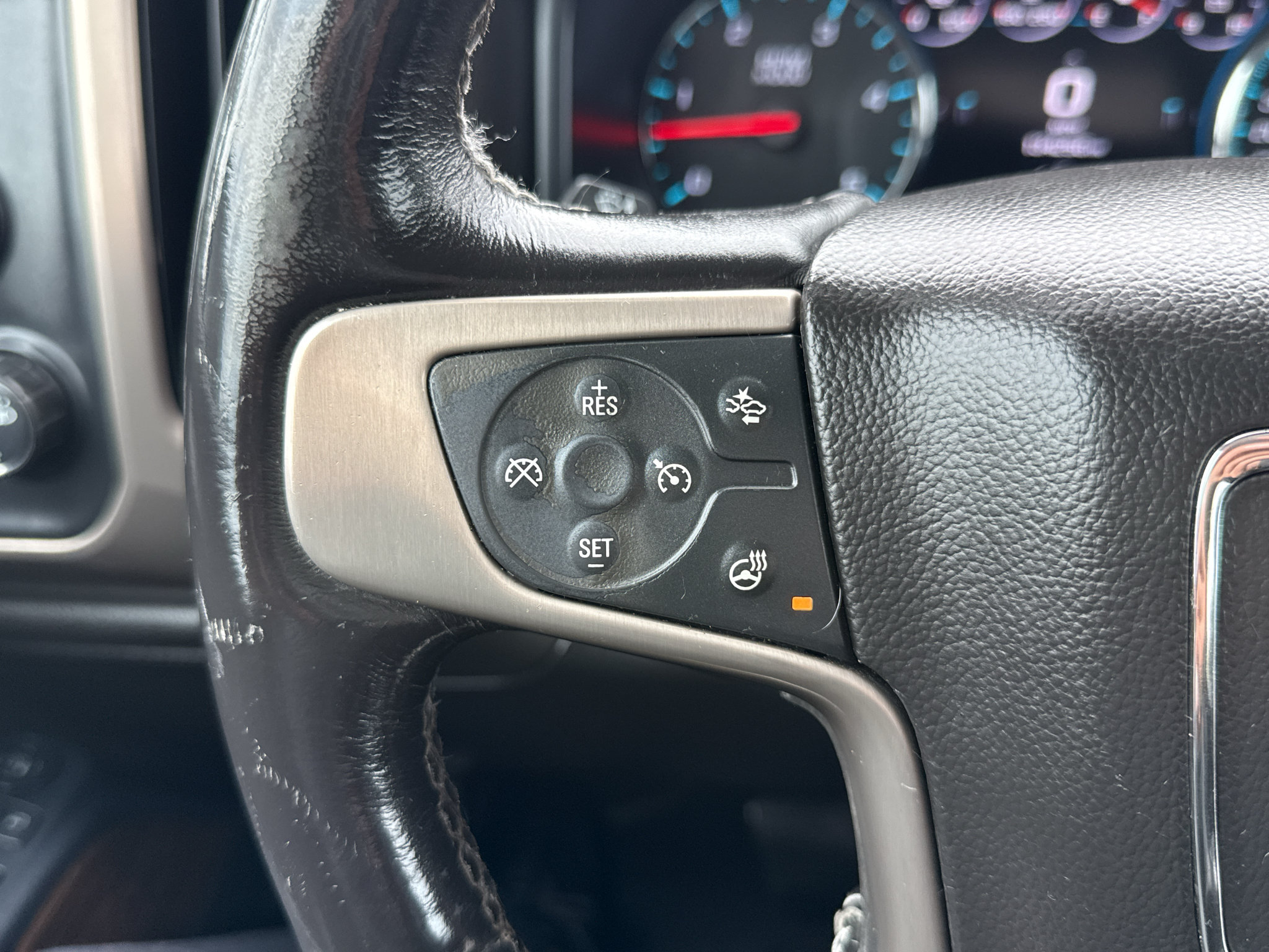 Used 2017 GMC Sierra 3500 Denali w/ Duramax Plus Package AWD/4WD image 22