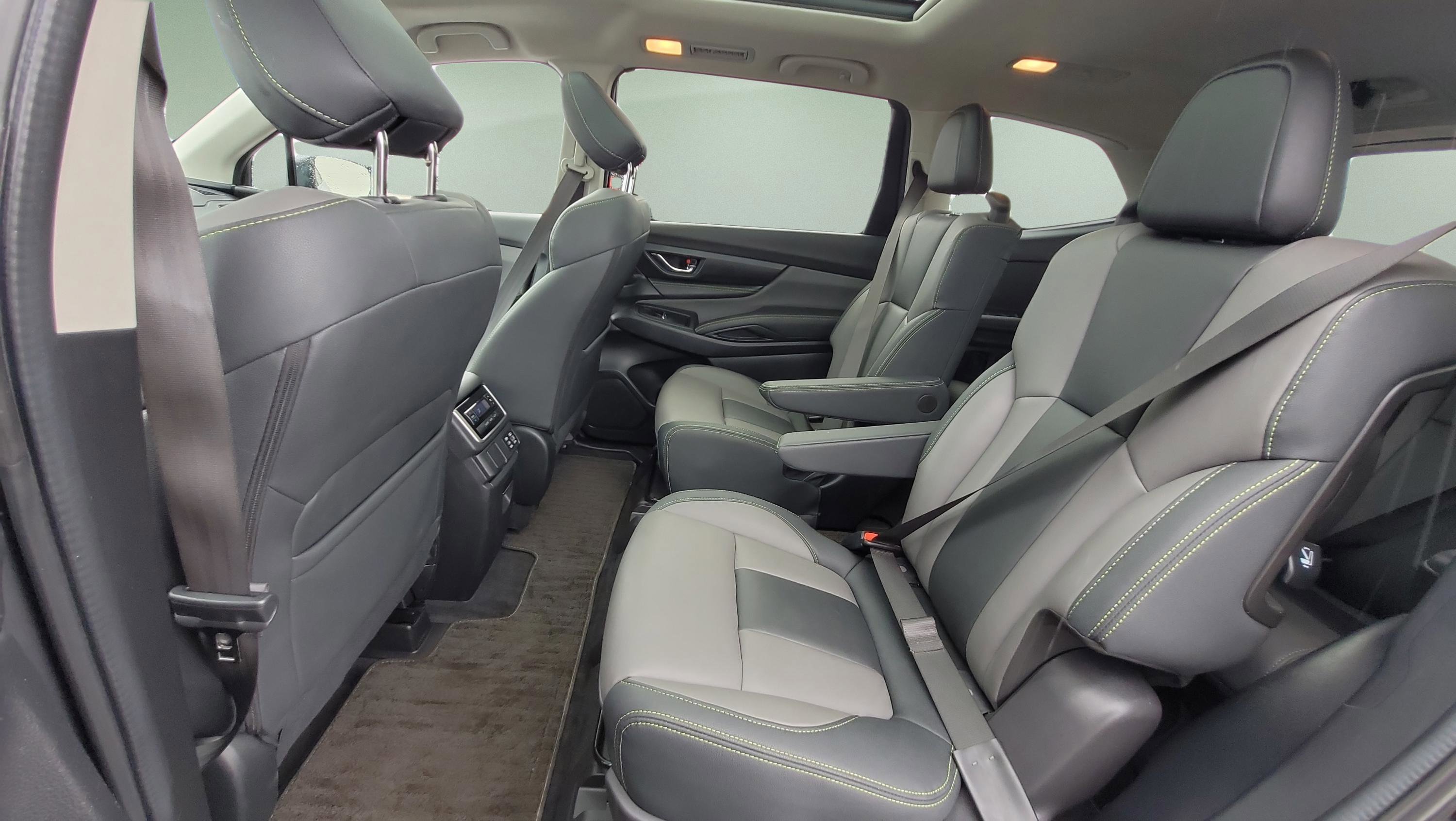 Used 2024 Subaru Ascent Onyx Edition image 18