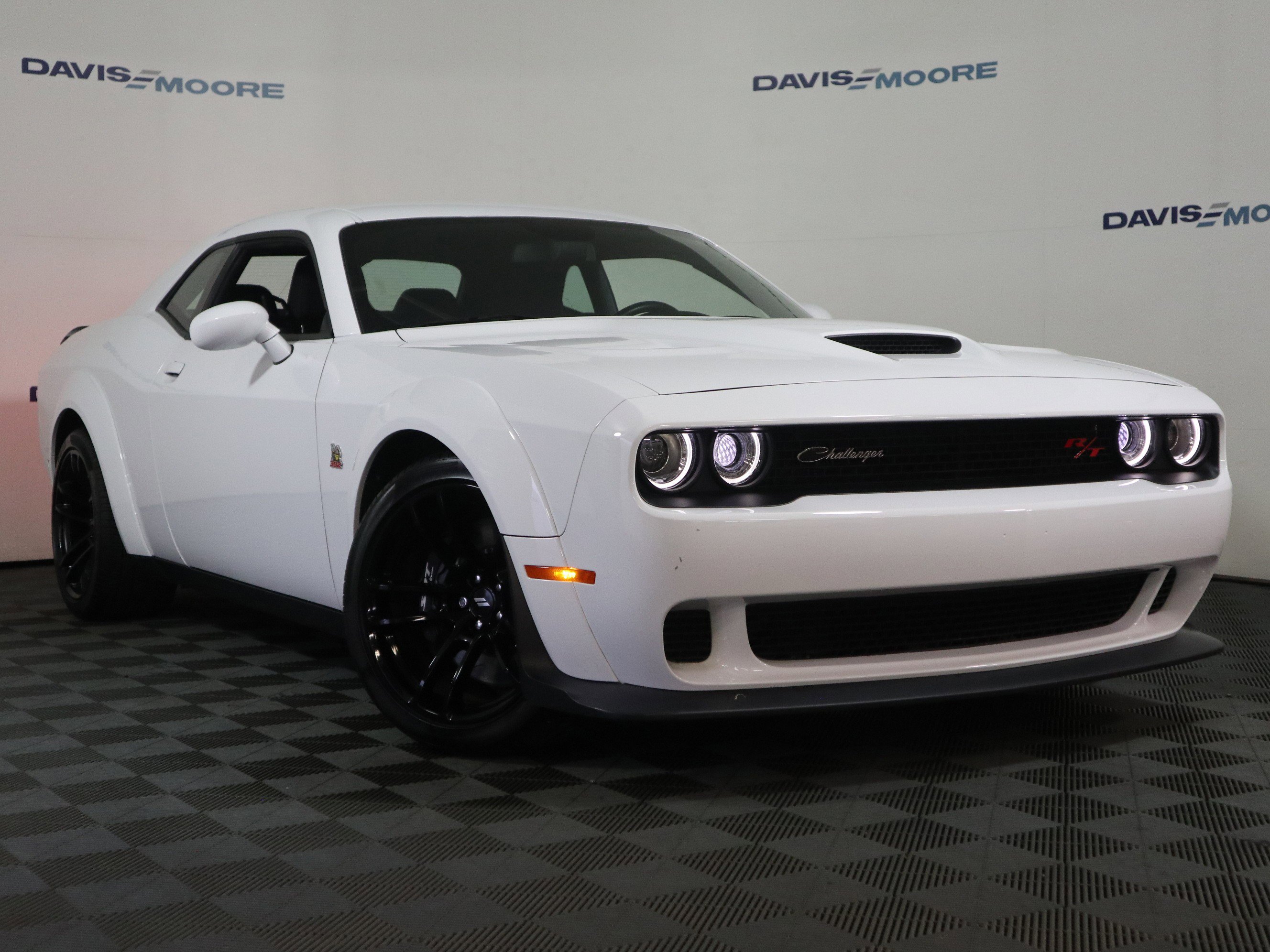 Used 2023 Dodge Challenger R/T Scat Pack image 2