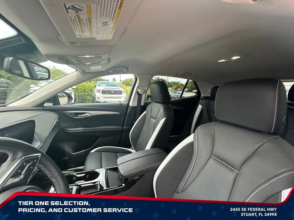 Certified 2025 Buick Envision Sport Touring AWD/4WD image 13