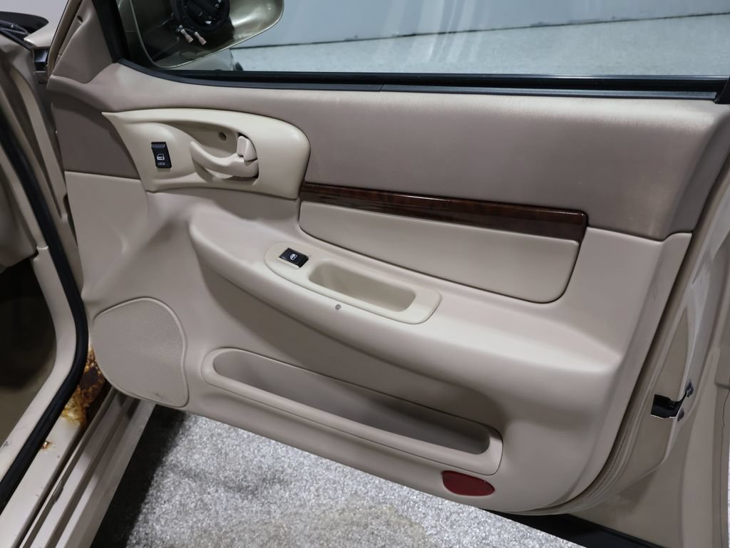 Used 2005 Chevrolet Impala LS w/ Preferred Equipment Group FWD image 23