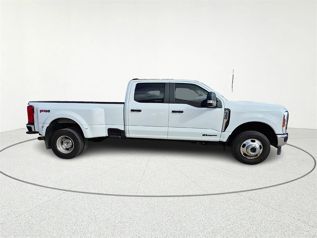 Used 2024 Ford F350 XL image 8