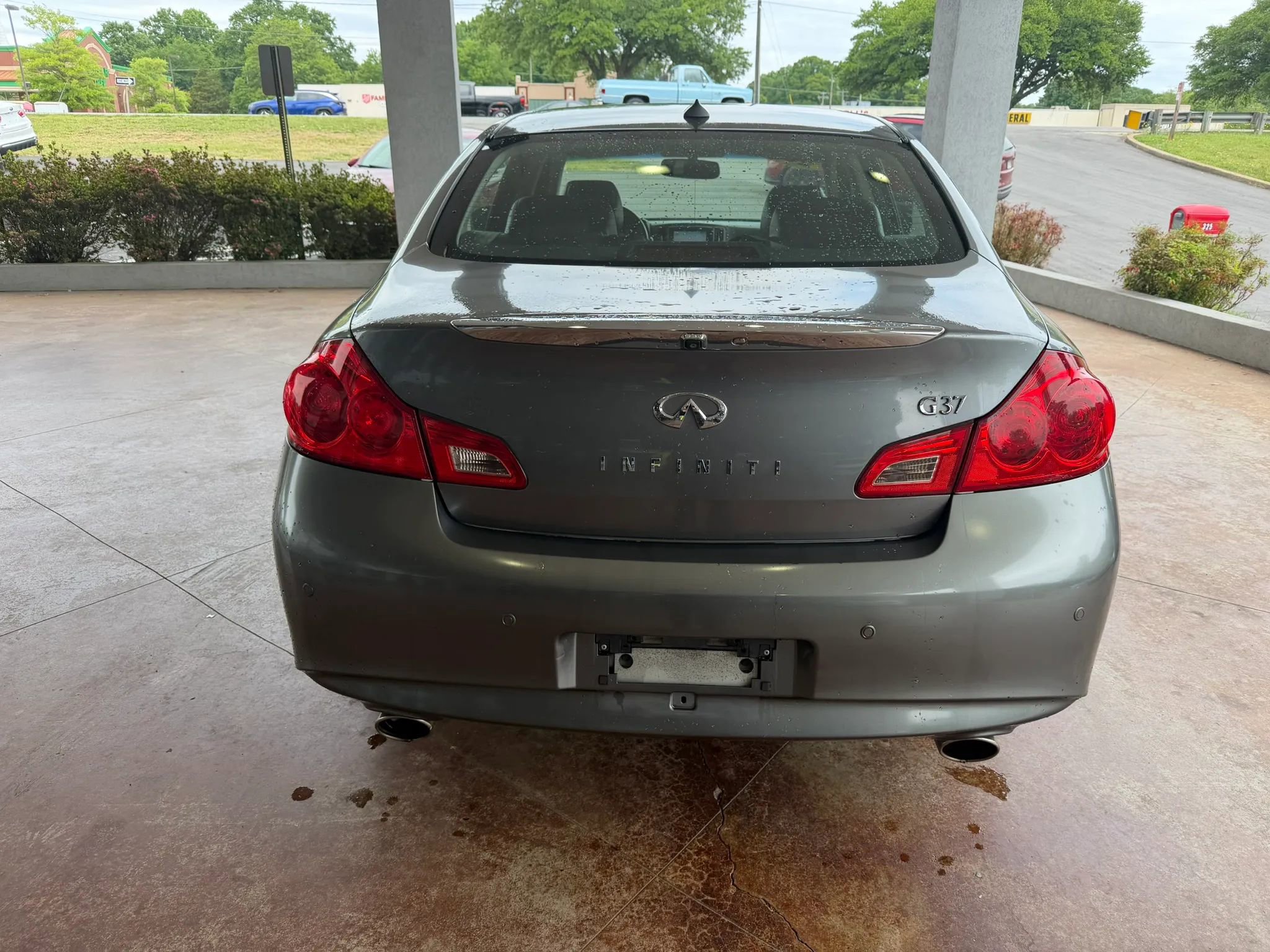 Used 2010 INFINITI G37 Journey w/ Premium Pkg RWD image 5