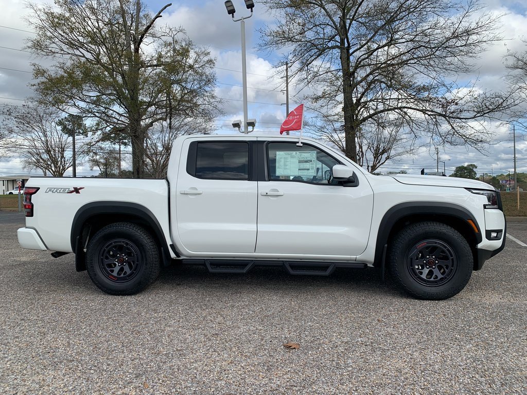 New 2026 Nissan Frontier Pro-X w/ Tow Package image 2