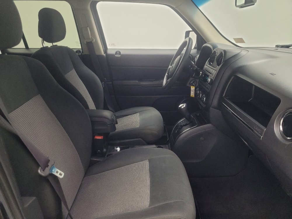 Used 2015 Jeep Patriot Sport w/ Power Value Group AWD/4WD image 21