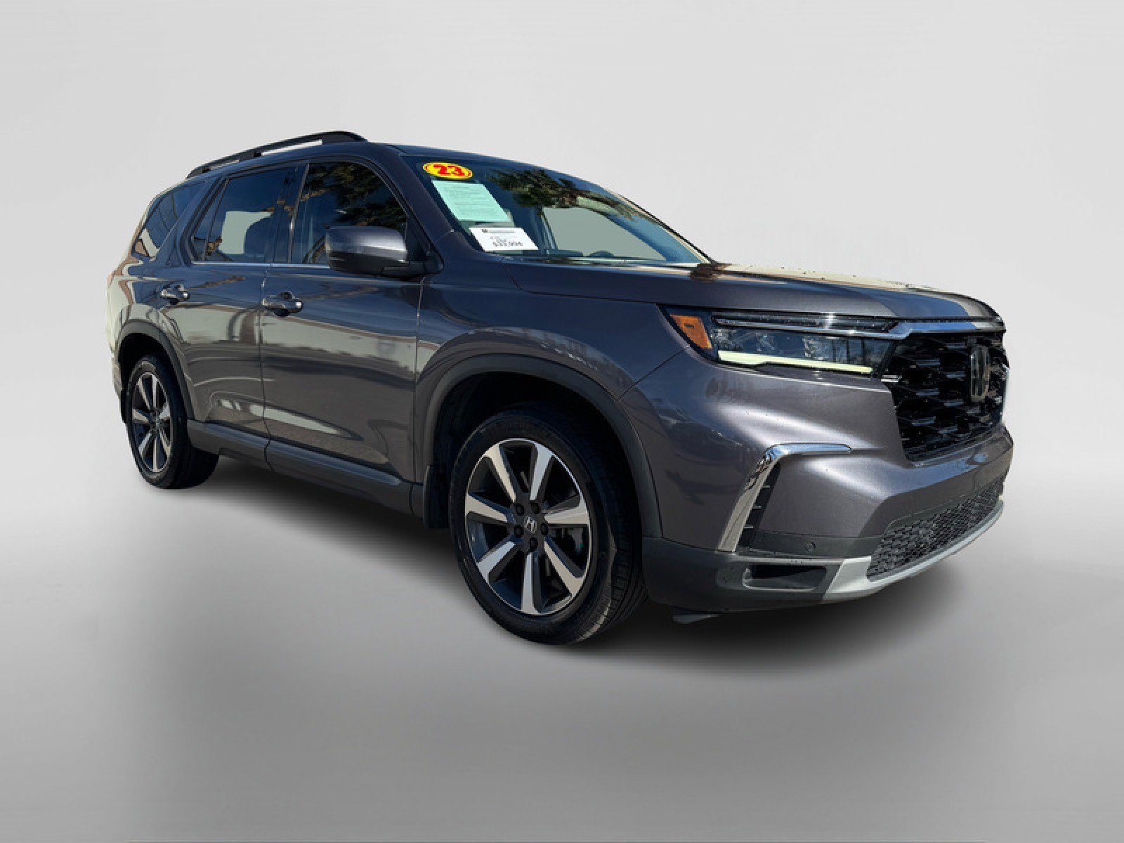 Used 2023 Honda Pilot Touring image 7