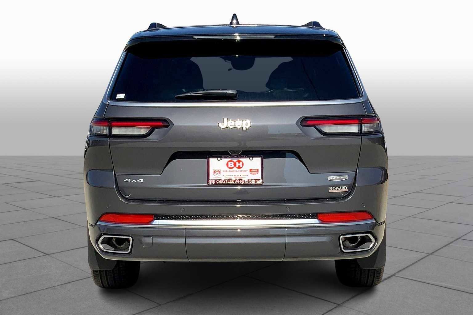 New 2025 Jeep Grand Cherokee L Summit w/ MOPAR Finishing Package image 5