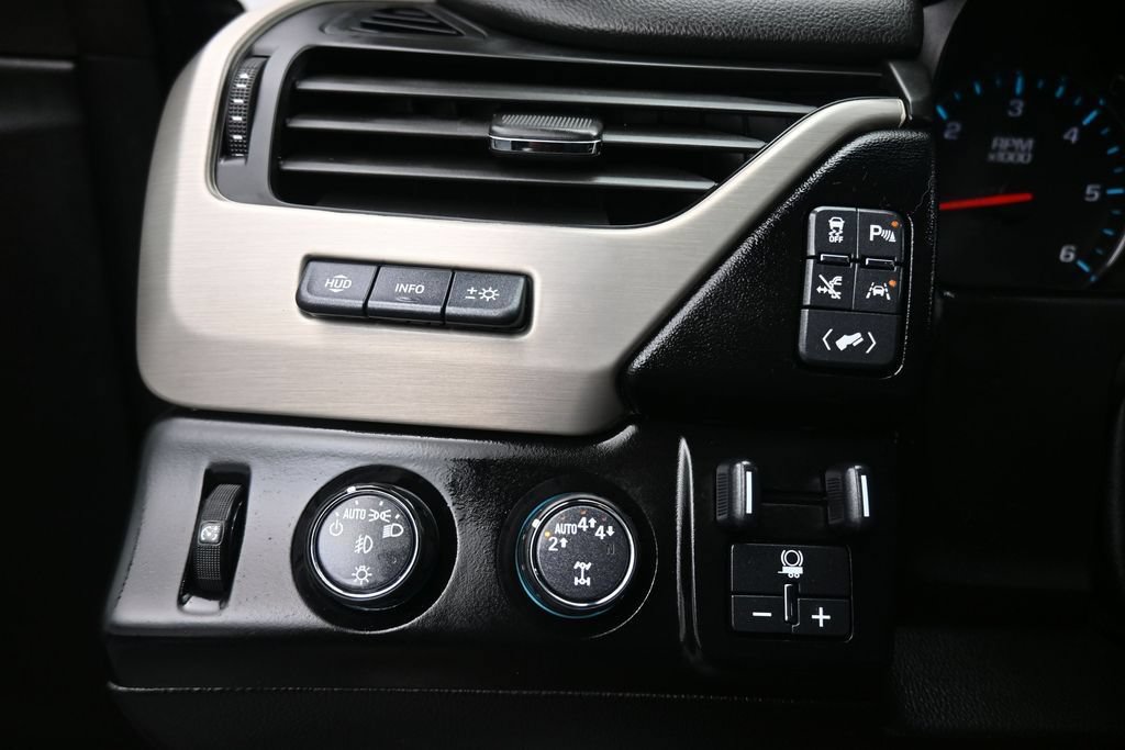 Used 2019 GMC Yukon XL Denali w/ Denali Ultimate Package AWD/4WD image 28