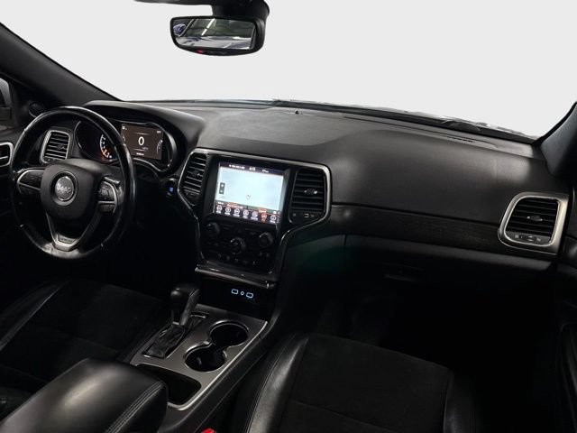 Used 2018 Jeep Grand Cherokee Altitude AWD/4WD image 25