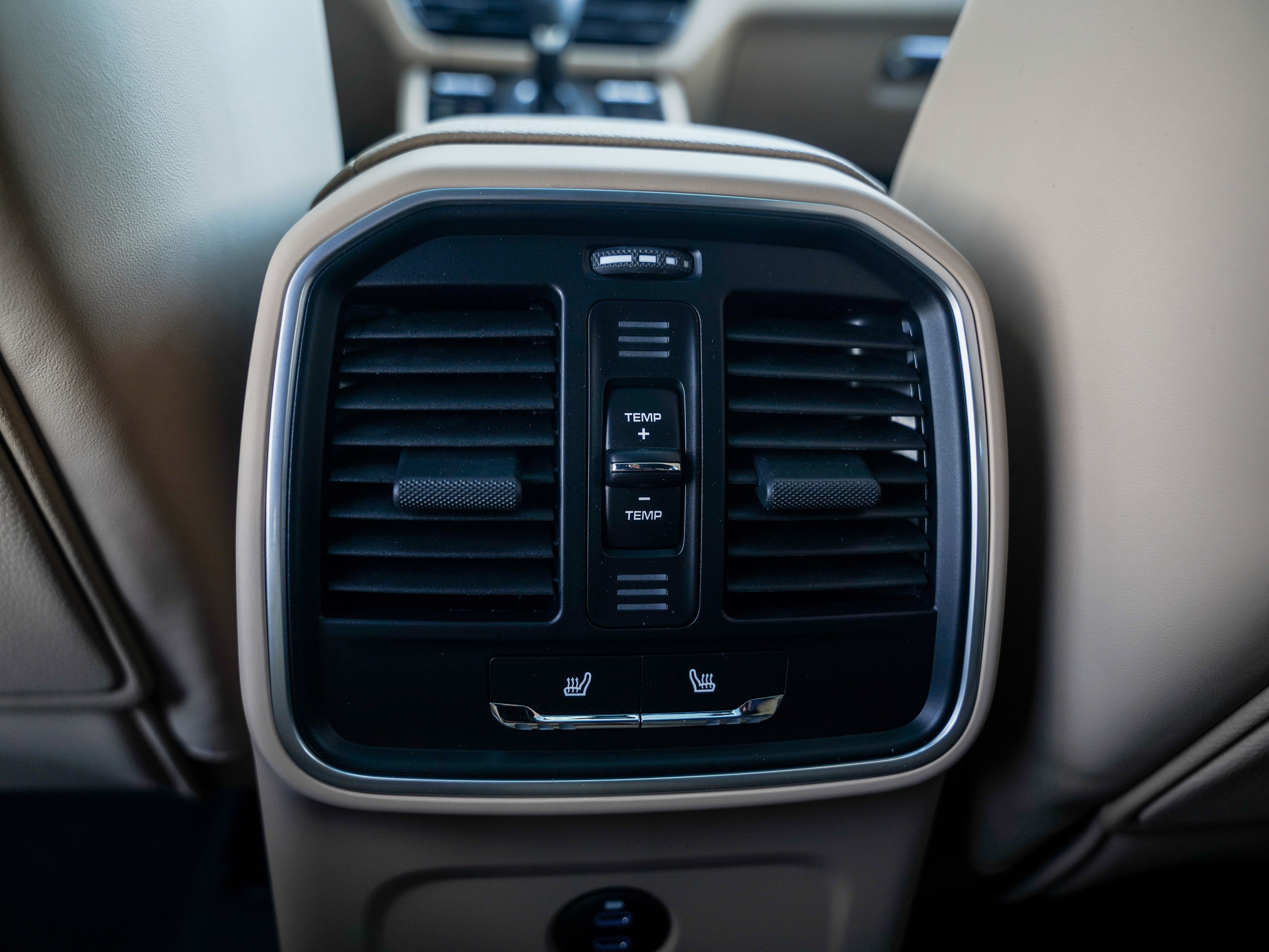 New 2026 Porsche Macan S image 27