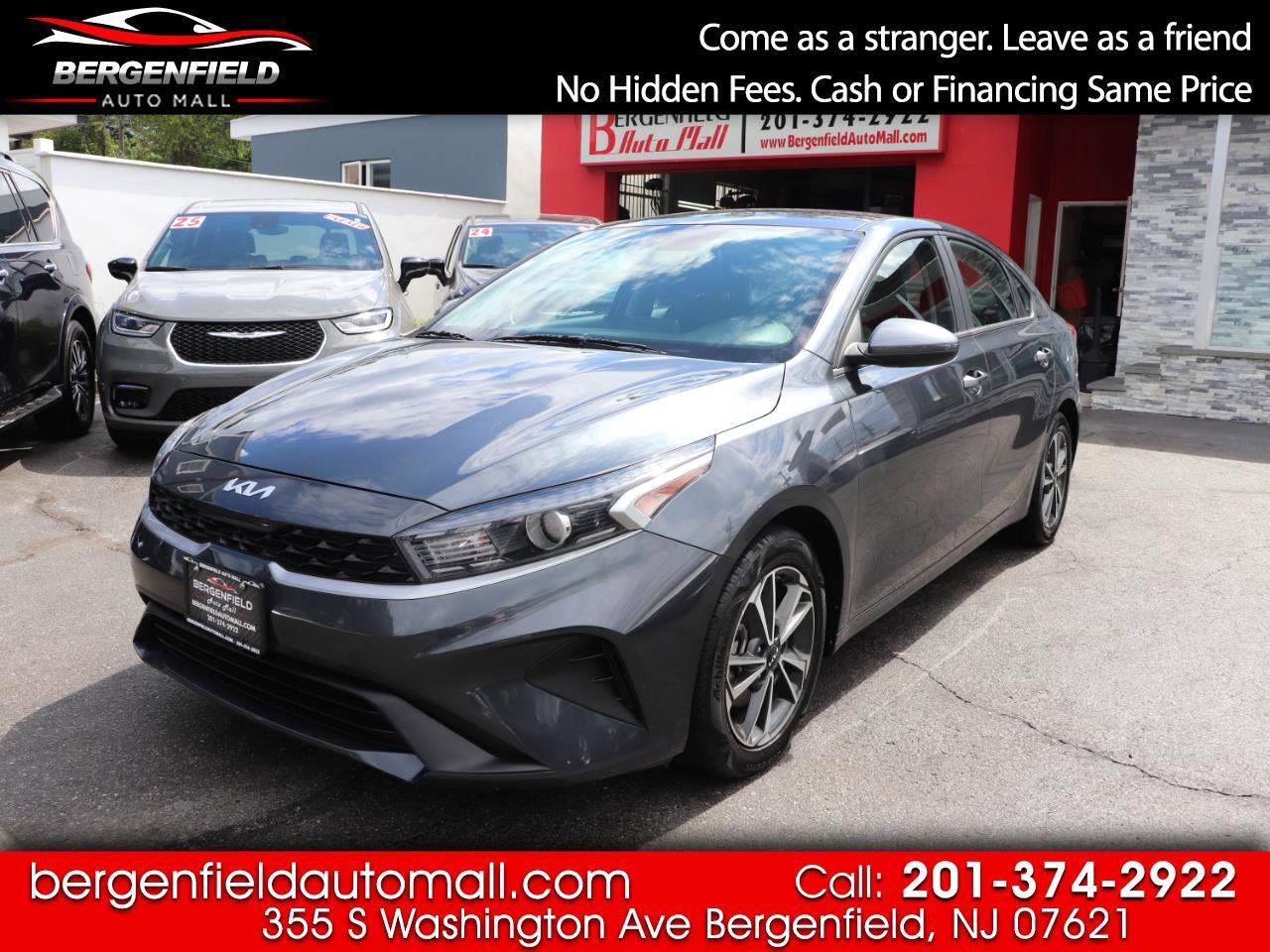 Used 2023 Kia Forte LXS image 1