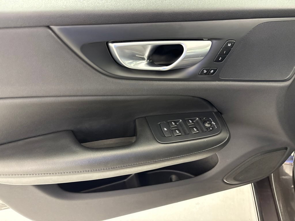 Used 2024 Volvo S60 B5 Core FWD image 24