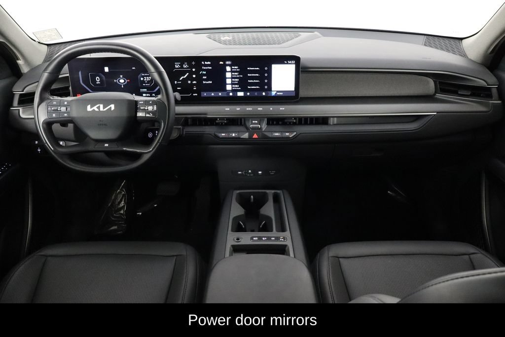 Used 2024 Kia EV9 Light Long Range RWD image 13