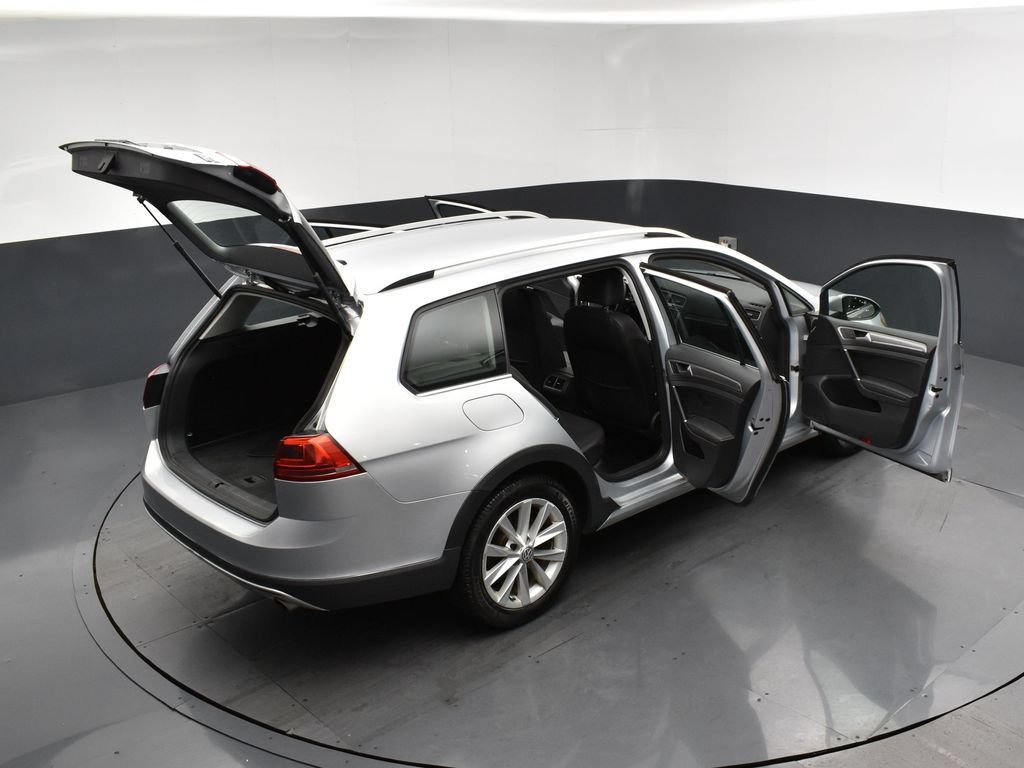 Used 2017 Volkswagen Golf Alltrack S AWD/4WD image 24