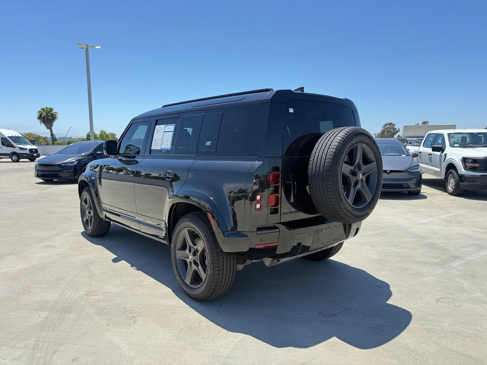 Used 2021 Land Rover Defender 110 S AWD/4WD image 2