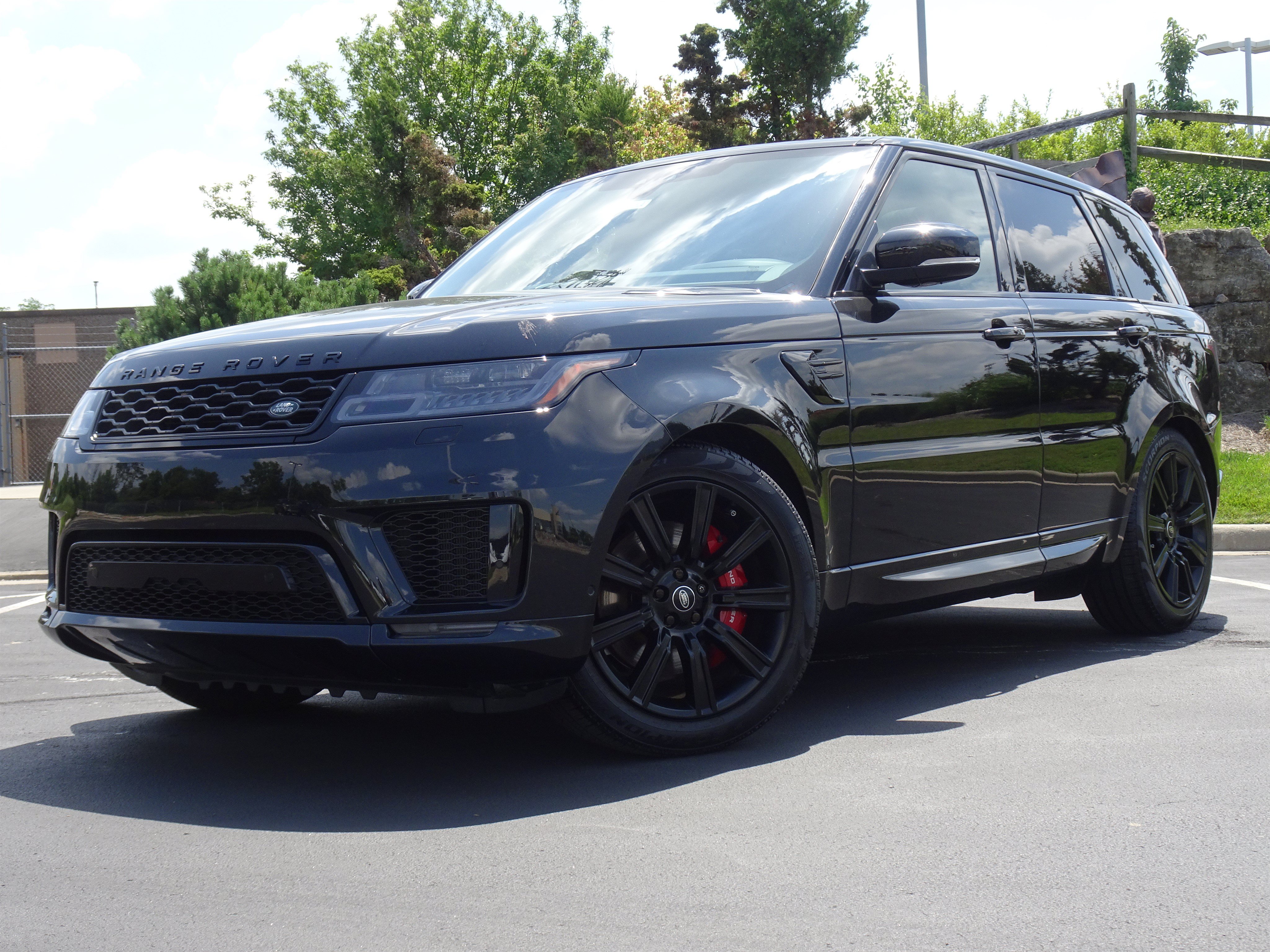 Used 2022 Land Rover Range Rover Sport HST AWD/4WD image 1