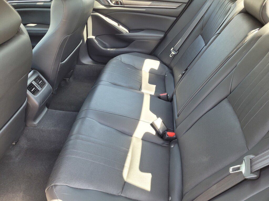 Certified 2020 Honda Accord Touring image 17