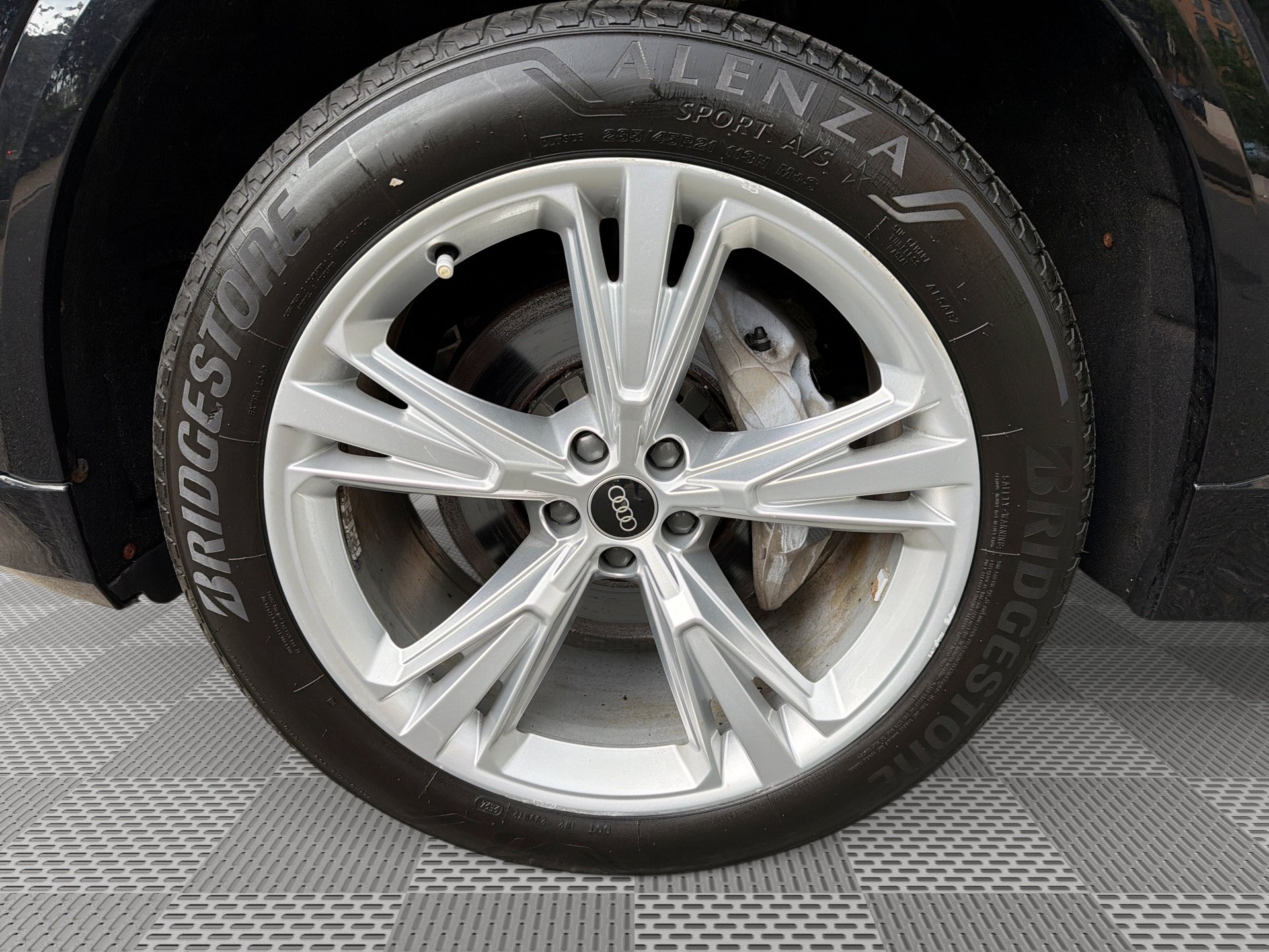 Used 2021 Audi Q8 Premium Plus AWD/4WD image 19