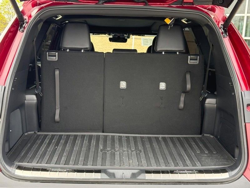 Used 2026 Toyota Grand Highlander AWD Hybrid image 9