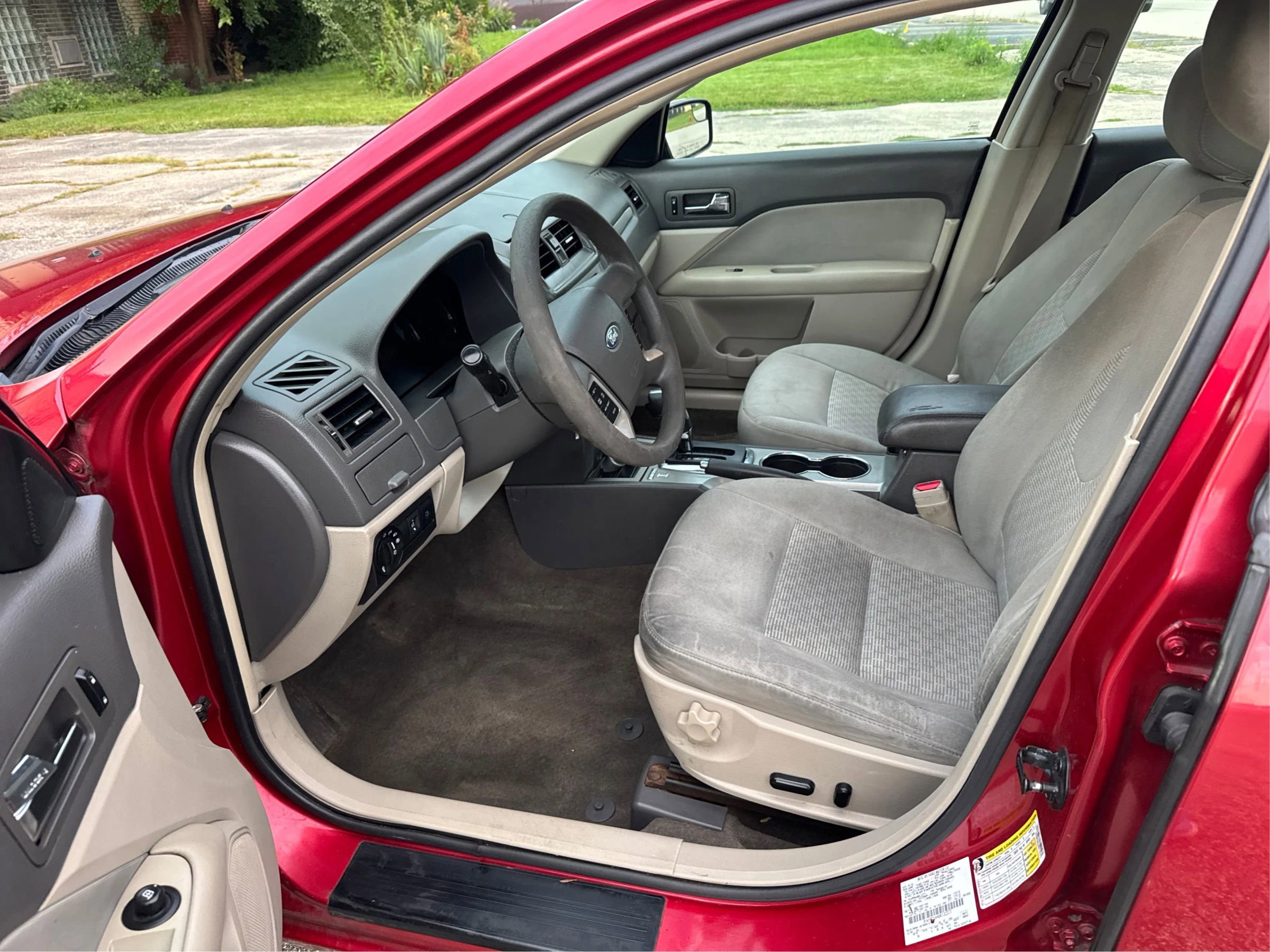 Used 2011 Ford Fusion SE w/ 201A Rapid Spec Order Code image 10