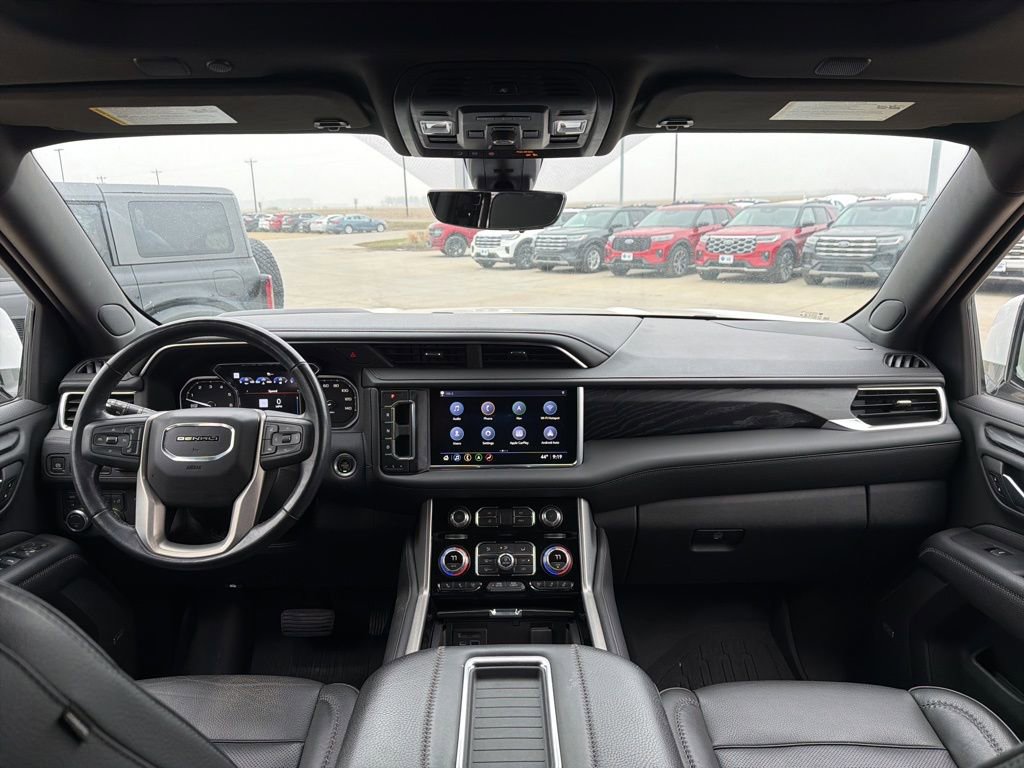 Used 2021 GMC Yukon Denali w/ Denali Ultimate Package image 19