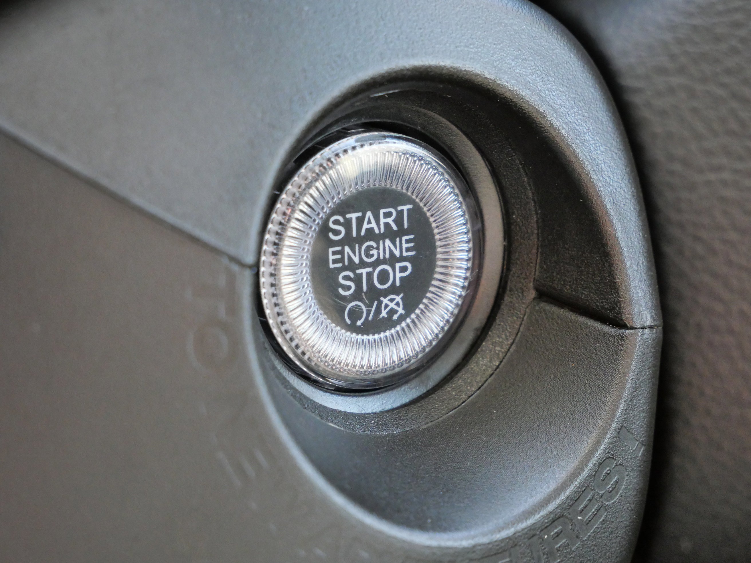 Used 2023 Jeep Renegade Latitude AWD/4WD image 27