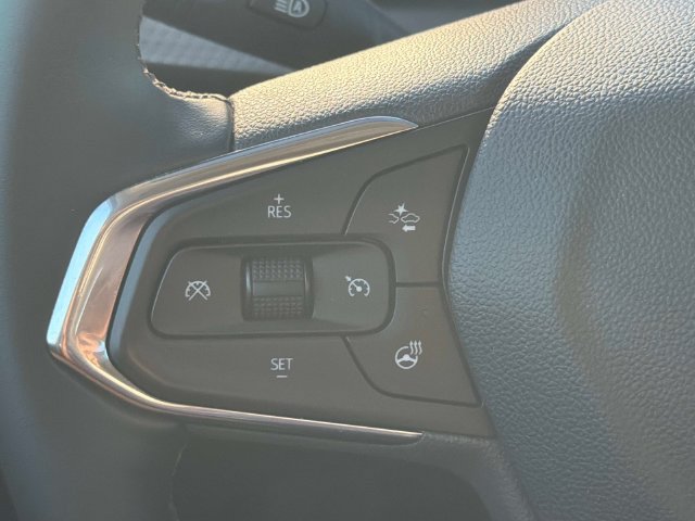 Used 2025 Chevrolet Trax ACTIV w/ Driver Confidence Package FWD image 29