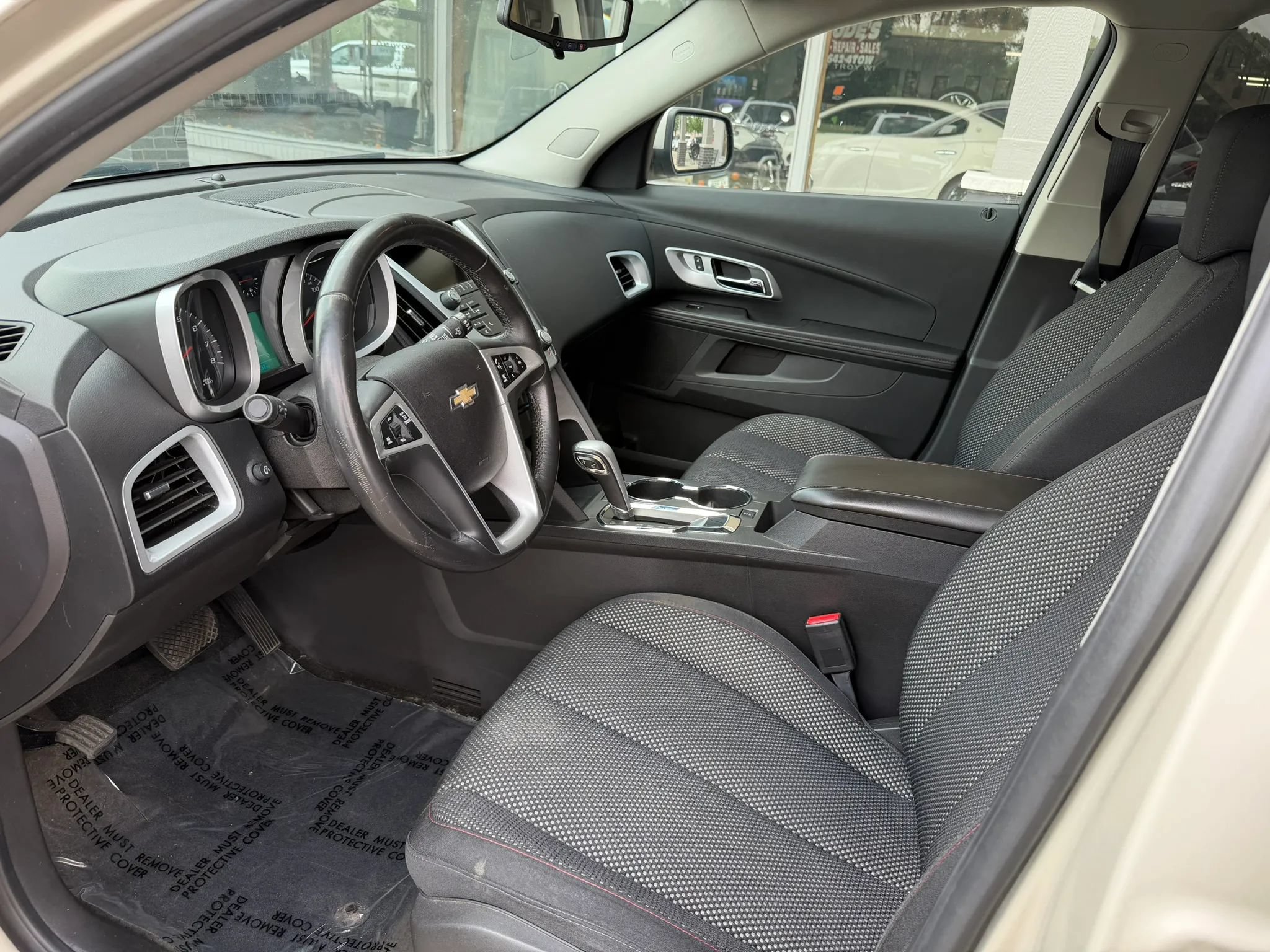 Used 2015 Chevrolet Equinox LT w/ Driver Convenience Package FWD image 10