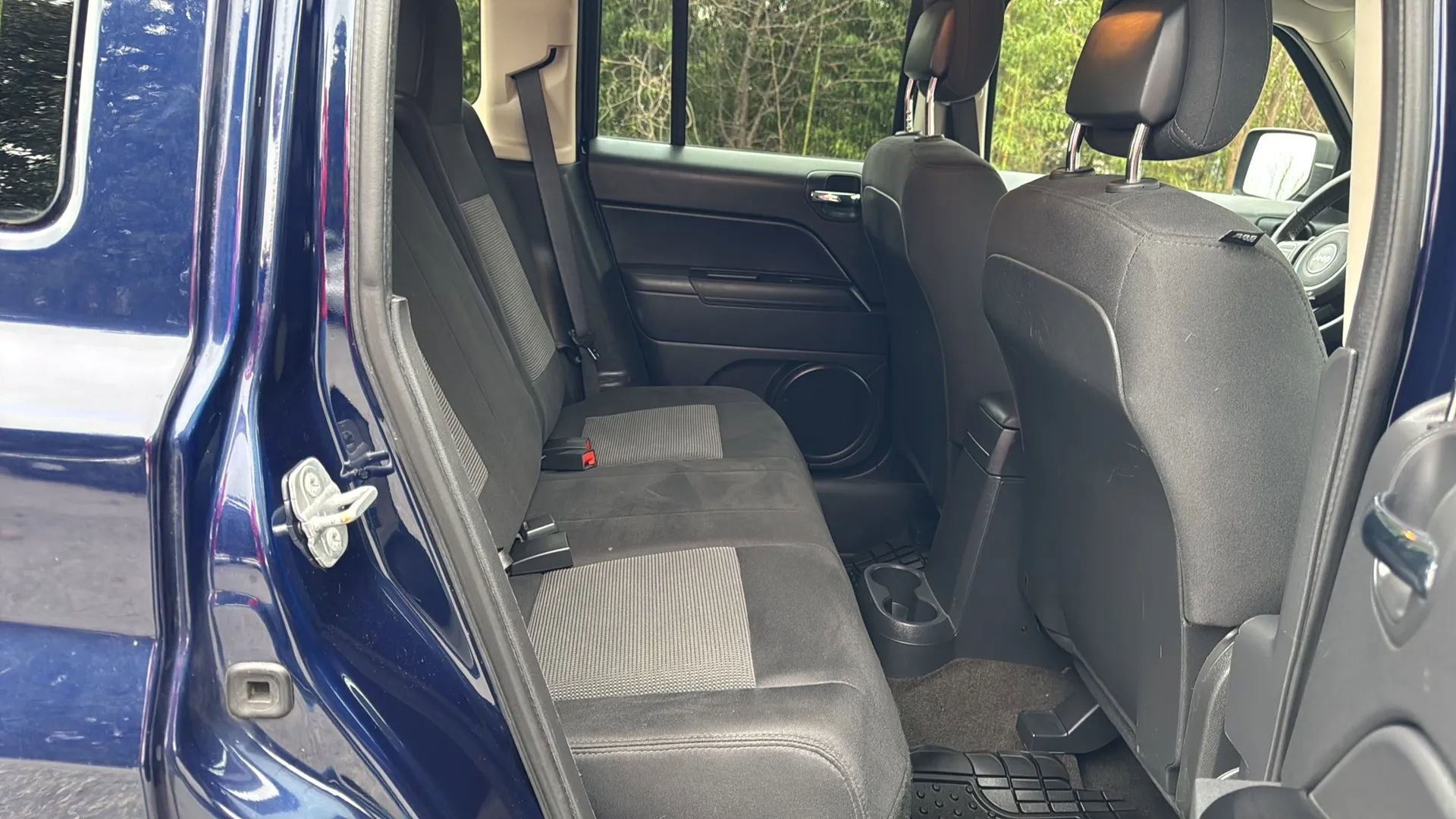 Used 2014 Jeep Patriot Latitude w/ Sun/Sound Group image 13