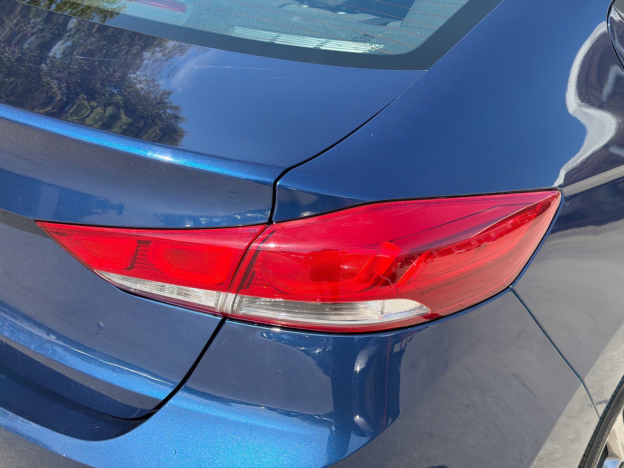 Used 2017 Hyundai Elantra Value Edition image 25